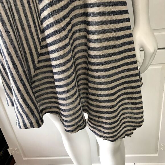 Ophilia Asymmetrical Tunic Blue and White Size 3 - Picture 3 of 10